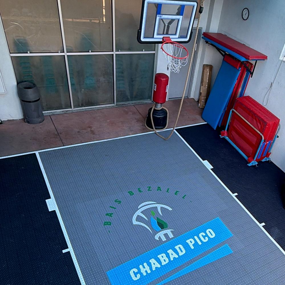 Chabad Pico basketball court